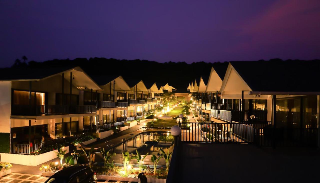 Oralia Resort Ashvem Beach Exterior foto